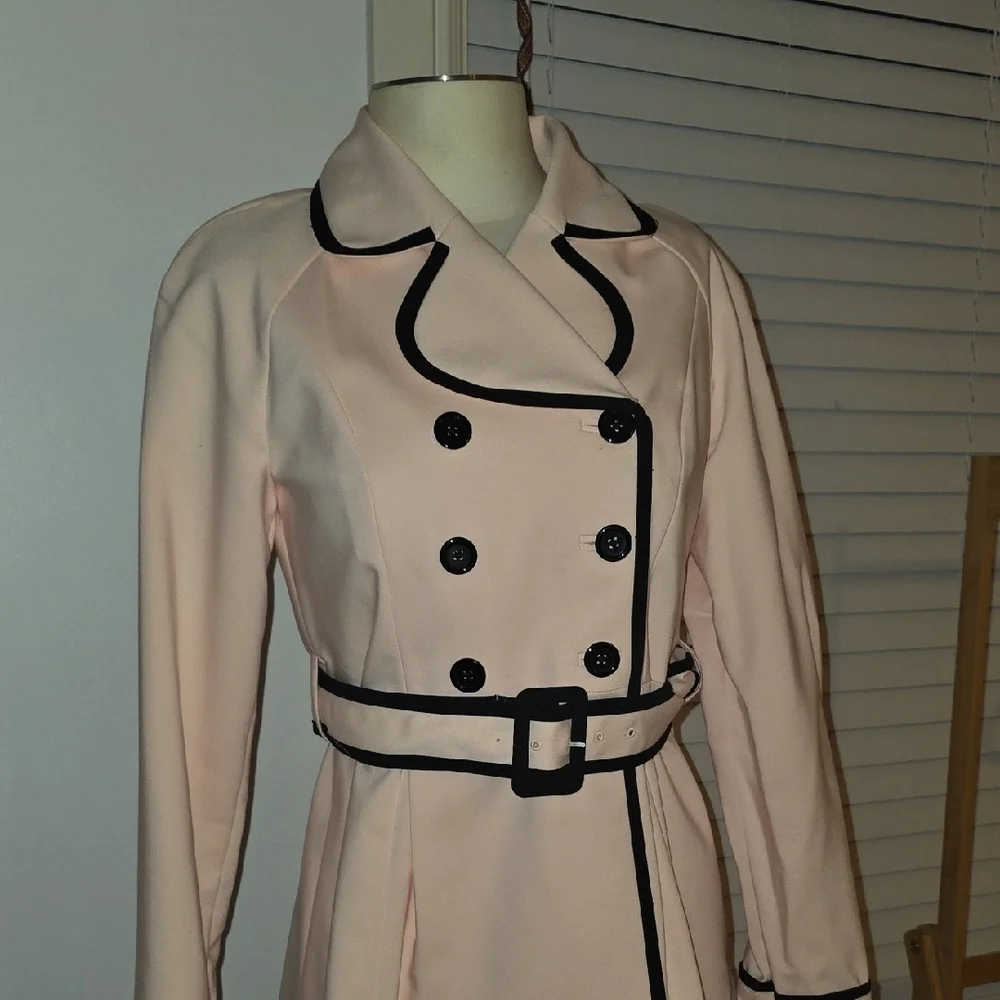 Elle Pink Trench Coat with Black Trim Like New - Picture 4 of 5